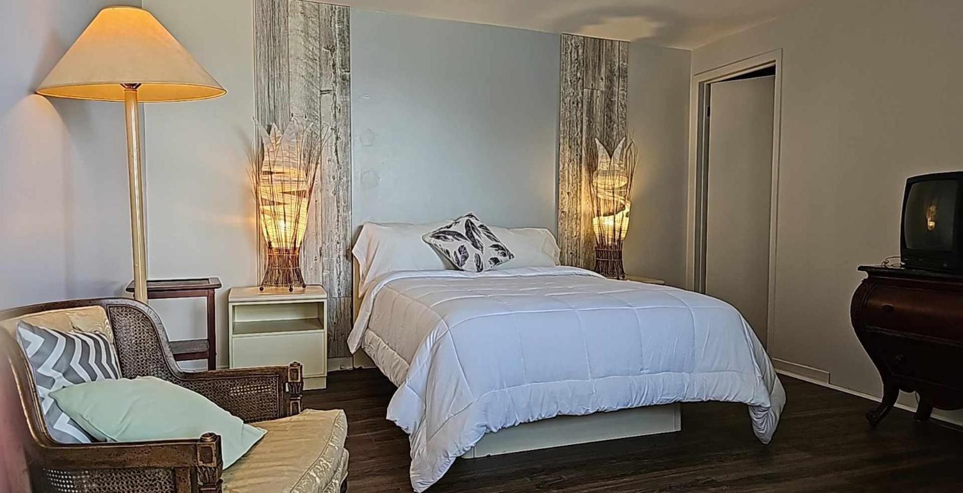 Hotel Oasis Lac St-Louis 살라베리-드-발리필드 외부 사진