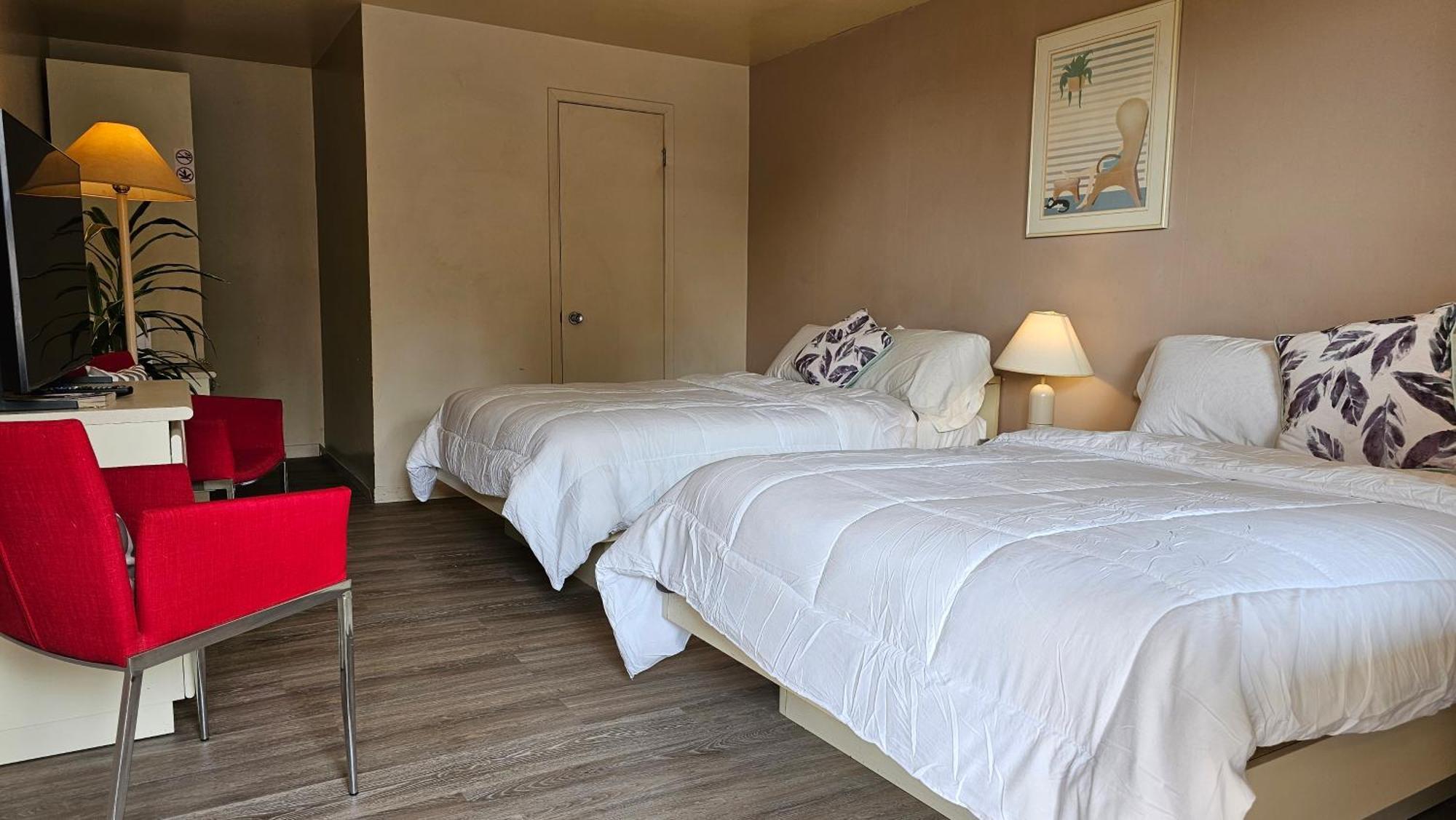 Hotel Oasis Lac St-Louis 살라베리-드-발리필드 외부 사진