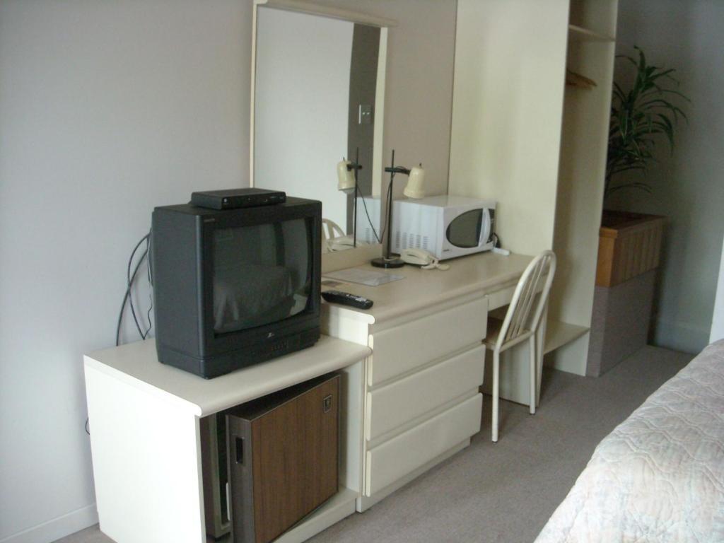 Hotel Oasis Lac St-Louis 살라베리-드-발리필드 객실 사진
